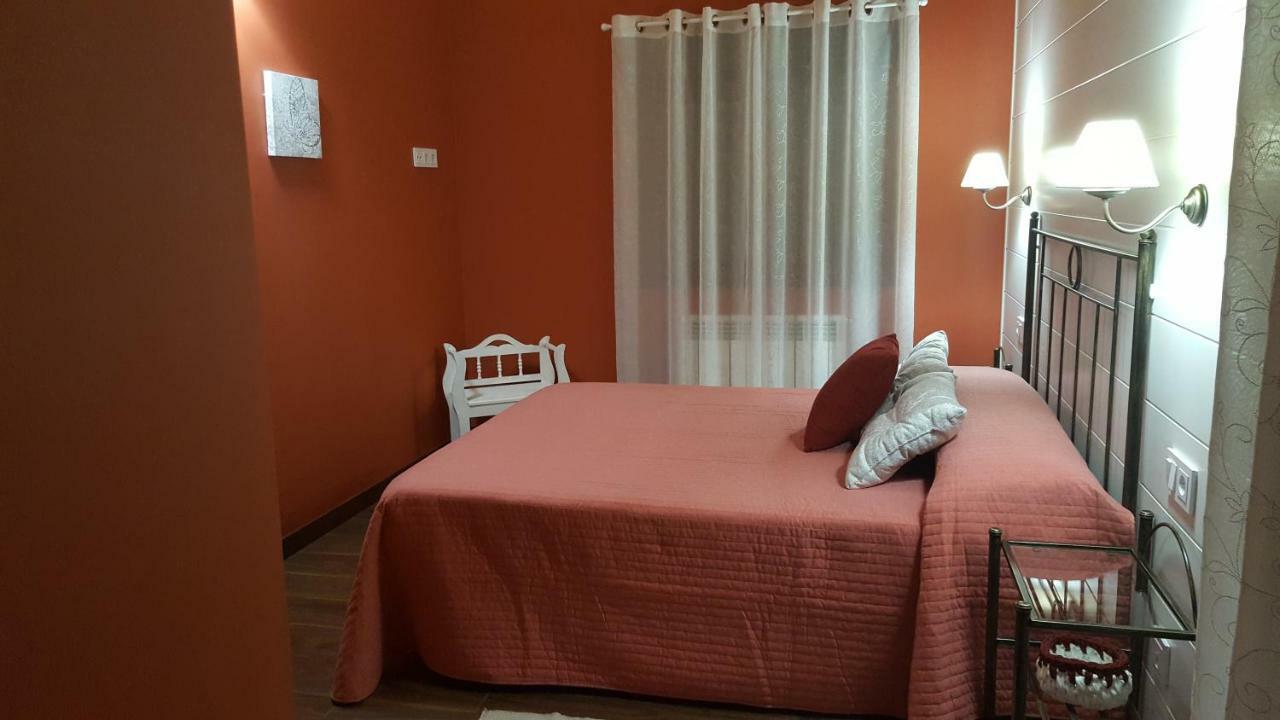 El Cordel De Gredos Guest House Navarredonda de Gredos Bagian luar foto
