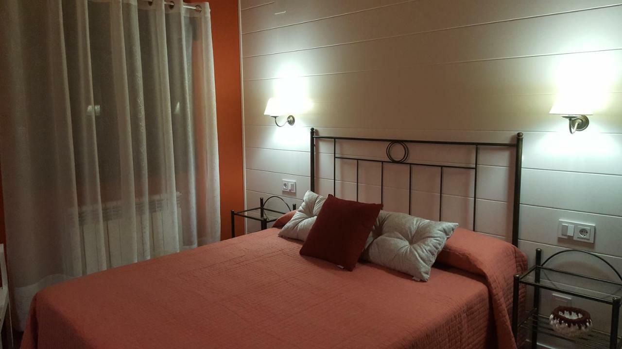 El Cordel De Gredos Guest House Navarredonda de Gredos Bagian luar foto